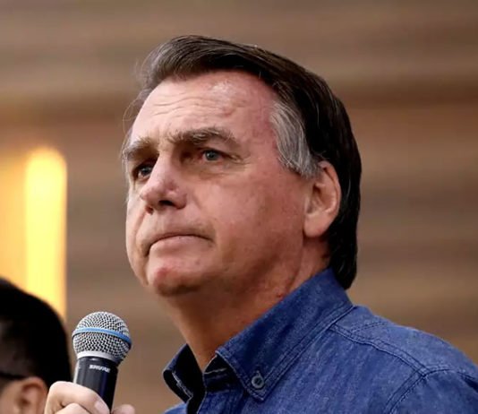 Bolsonaro terá atendimento com tempo integral de médicos da PF; já sua equipe pessoal precisa de autorização do STF