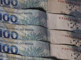 Brasil pode ter inventado o futuro do dinheiro com o PIX, diz prêmio Nobel de Economia