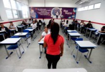 SEC aprova gratificação de estímulo ao aperfeiçoamento na Bahia para mais de 2 mil profissionais; lista já está no DOE