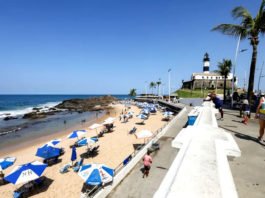 A poucos dias do início do Carnaval, Salvador segue com apenas uma praia própria para banho após monitoramento