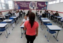 Alerta: 3 em cada 10 estudantes relatam tristeza constante na Bahia; em Salvador, cenário é mais grave, diz pesquisa