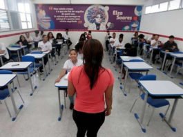 Alerta: 3 em cada 10 estudantes relatam tristeza constante na Bahia; em Salvador, cenário é mais grave, diz pesquisa