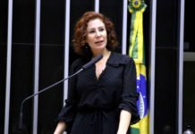 Defesa de Zambelli informa data para devolução de imóvel funcional