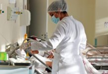 MEC oficializa novas regras para cursos de Enfermagem; graduação terá mínimo de quatro mil horas presenciais