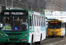 Greve dos rodoviários é suspensa e ônibus voltam a circular em Salvador