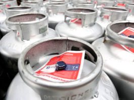 Gás de cozinha teve aumento de 2,38% na Bahia; preço do botijão deve ficar até R$ 5 mais caro no estado, diz sindicato