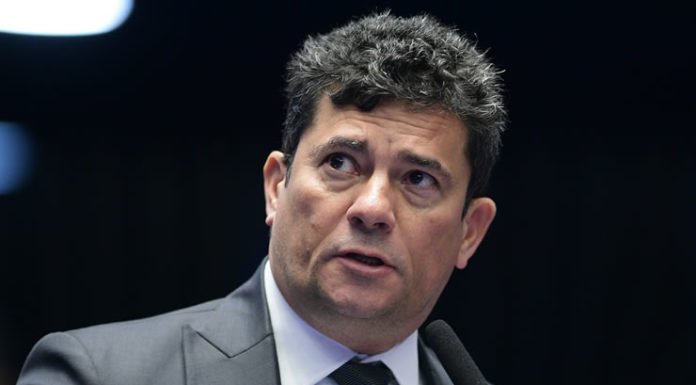 Sergio Moro esquiva de polêmica sobre Flávio Bolsonaro e Vorcaro, mas dispara: ‘Houve suborno a muita gente’