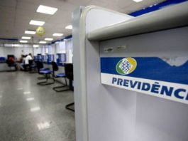 Bahia já tem 193 mil pedidos parados e enfrenta 4ª maior fila do INSS no Brasil; aumento preocupa especialistas; confira