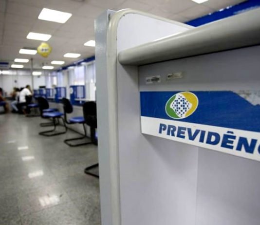 INSS inicia pagamento de benefícios de maio nesta segunda e é definido pelo número final do cartão