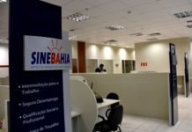 SineBahia têm vagas de emprego nesta segunda em Santo Antônio de Jesus: oportunidades de motorista de caminhão, repositor e promotor de cartões. Veja
