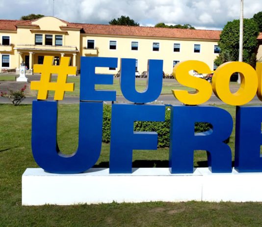 Em nota, UFRB manifesta preocupação com corte no orçamento das universidades para 2026 e alerta para impactos diretos no funcionamento das instituições