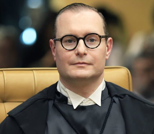 Zanin marca julgamento do núcleo 4 da trama golpista no STF