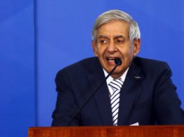 Ex-ministro da GSI, general Heleno relatou em exame após prisão que convive com Alzheimer desde o ano de 2018