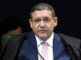 Trama golpista: ministro Nunes Marques vai ser relator no STF de pedido de anulação de condenação de Bolsonaro