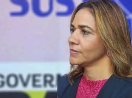 Secretária de Saúde reage a críticas de Zé Ronaldo e diz que prefeito não conhece o SUS: ‘Bastante entristecida’