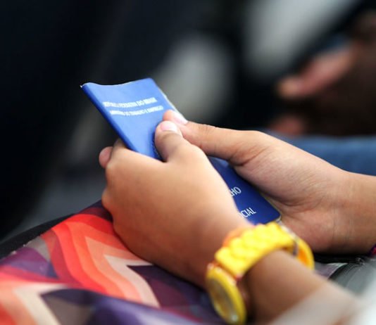 Quando cai o quinto dia útil de Maio? Feriado pode impactar pagamento dos trabalhadores CLT; veja regra trabalhista