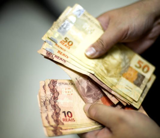 Governo estima que salário mínimo de R$ 1.717 suba janeiro de 2027; valor, entretanto, ainda pode mudar