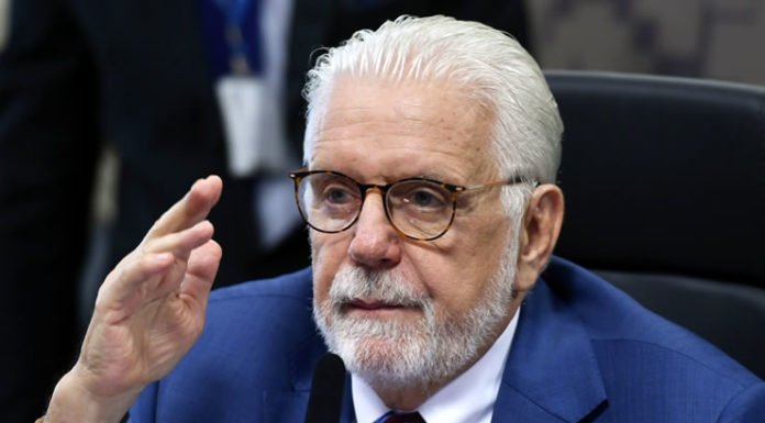 Pesquisa interna aponta impactos da operação da PF nas intenções de voto de Jaques Wagner