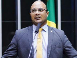 Alden diz que Lula usa IOF para bancar reeleição e desviar foco do INSS