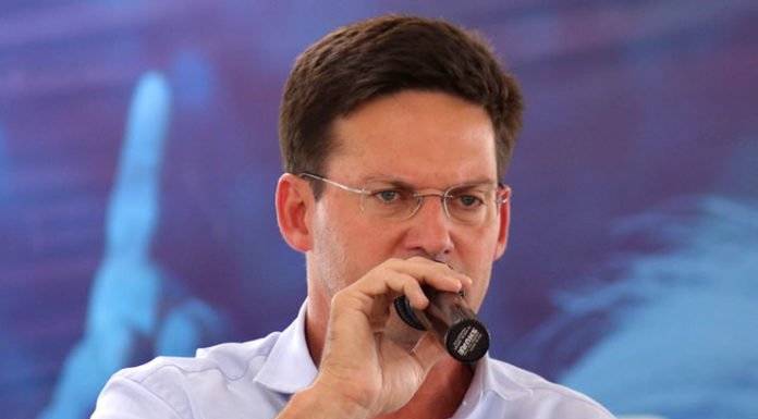 João Roma critica Rui Costa e diz que Bahia segue sem avanços em obras de infraestrutura
