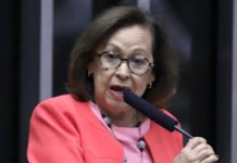 Lídice da Mata confirmou convite para ser suplente de Wagner no Senado, mas deputada baiana já estuda os cenários