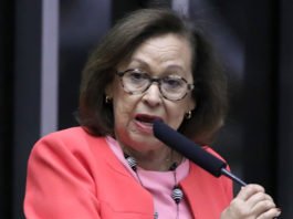 Lídice da Mata confirmou convite para ser suplente de Wagner no Senado, mas deputada baiana já estuda os cenários
