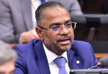 Márcio Marinho veta Angelo Coronel na presidência do Republicanos na Bahia e diz: ‘Garantimos a legenda para família’