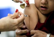 Sarampo preocupa profissionais da saúde, mas retorno da doença ao Brasil pode ser evitado; vacina é importante