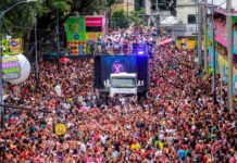Câmara aprova lei que pode multar pessoas fantasiadas de freiras e Jesus no Carnaval de Salvador; saiba mais