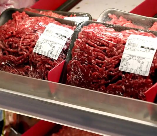 Preço da carne segue alto e pode subir mais e saiba quais cortes ficaram mais caros; previsão é que preço já aumente