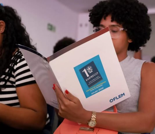 Na Bahia, especialista analisa aumento da desigualdade salarial para negros e mulheres e fala em políticas concretas