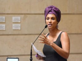 Moraes determina transferência de condenados do caso da vereadora Marielle Franco para presídio no Rio de Janeiro