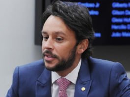 Nas redes sociais, visita a Otto reacende especulações de eventual desembarque do deputado Mário Júnior no PSD; veja