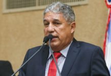 Rosemberg rebate ACM Neto e acusa oposição de distorção e ausência de propostas para a Bahia; confira aqui