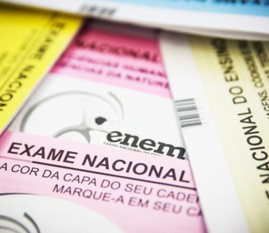 Número dos participantes 60+ no ENEM quase triplica neste ano: exame não tem restrição em idade para participar; veja