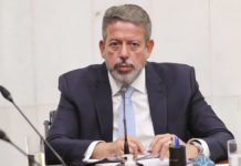 Polícia Federal deflagra operação contra ex-assessora de Arthur Lira; sabia mais
