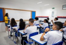 Governo da Bahia define o calendário de matrículas da rede estadual para 2026 e procedimento já é feito de forma online