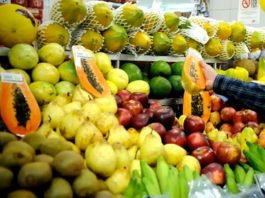 Pepino, feijão, café: veja os alimentos que ficaram mais caros e mais baratos em junho segundo dados do IBGE