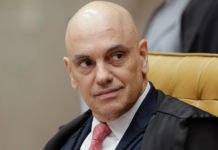 Moraes determina notificação por edital de Eduardo Bolsonaro
