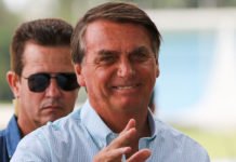 ‘Olho do furacão’, ‘adorando esse tanto polícia’: vizinhos de Bolsonaro falam da nova rotina em condomínio de Brasília