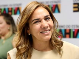 Secretária Roberta Santana voltou a ser cotada para a Casa Civil com a reforma administrativa de Jerônimo; saiba mais