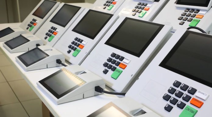 Impulsionamento digital, adesivos, peças na TV: veja onde partidos devem gastar R$ 4,9 bilhões do Fundo Eleitoral