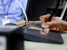 SAC realiza atendimento exclusivo a idosos para a emissão da nova Carteira de Identidade Nacional na Bahia; veja