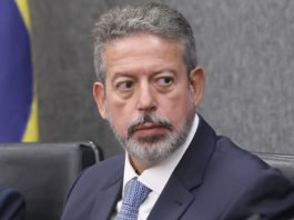 Saída de PP e União Brasil do governo Lula esbarra em Arthur Lira; entenda