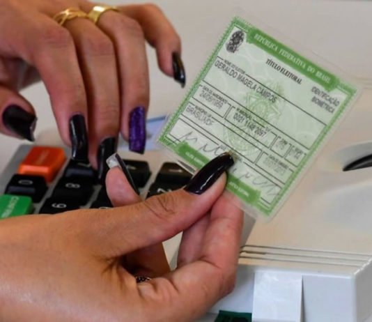 Na Bahia, cerca de 450 mil eleitores já estão com título cancelado; saiba como regularizar o documento até 6 de maio