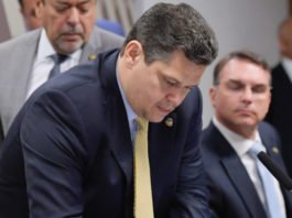 Davi Alcolumbre critica setores do governo e demora no envio de mensagem com indicação de Messias ao STF