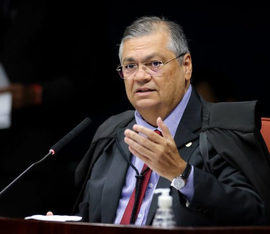 Dino diz não ver ilegalidade em prisão preventiva e nega liberdade a Deolane; defesa enviou ao STF reclamação