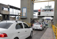 Jerônimo diz que licitação para compra de novo ferry-boat deve acontecer ‘em breve’; foco é reduzir filas de carros; veja