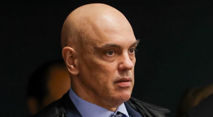 Papuda ou casa? Moraes faz mistério sobre futuro de Bolsonaro após fim de prazo da da prisão domiciliar