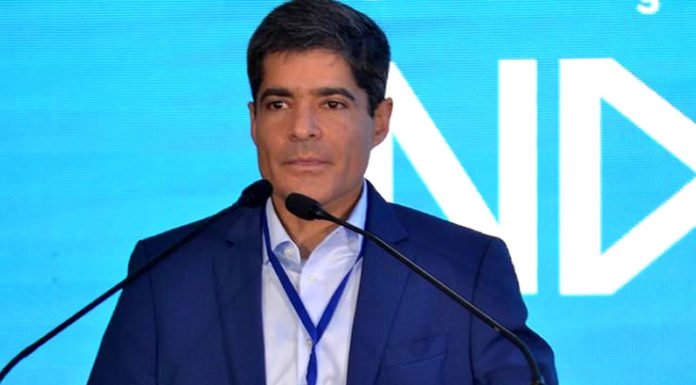 Prefeito de Senhor do Bonfim declara apoio a ACM Neto durante São João: ‘Tenho um lado e um governador’